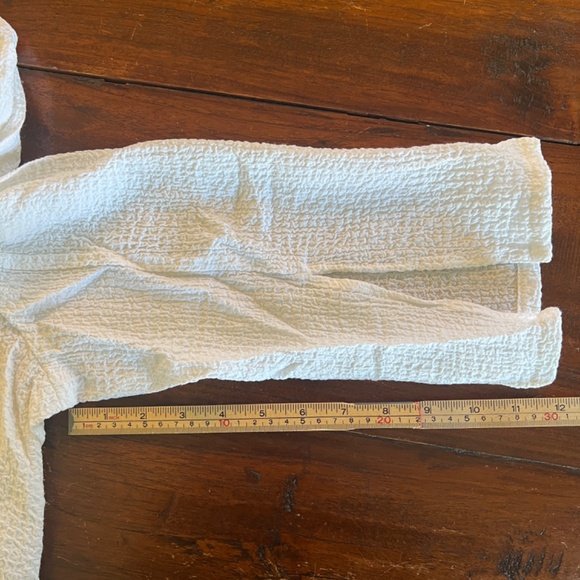 IC by CONNIE K White/Black Zip Front V-Neck Crinkle Textured Tunic Top M - Picture 9 of 9